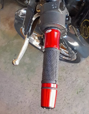 MANOPLA RIZOMA PESO LONGO (1 PAR) PRETO COM VERMELHO
