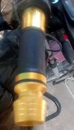 MANOPLA PESO LONGO (1 PAR) PRETO COM DOURADO