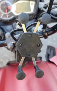 SUPORTE CELULAR C/ CARREGADOR ARANHA (UND)
