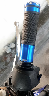 MANOPLA ALUMÍNIO PESO CURTO (1 PAR) AZUL