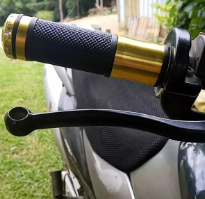 MANOPLA ALUMÍNIO PESO CURTO (1 PAR) DOURADO