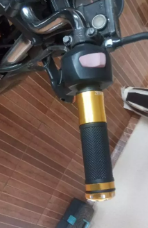 MANOPLA ALUMÍNIO PESO CURTO (1 PAR) DOURADO
