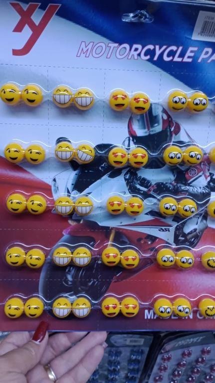 TAMPA VALVULA EMOJI (25 UND)